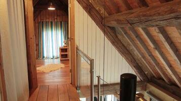 5 chambres, ameublement personnalisé