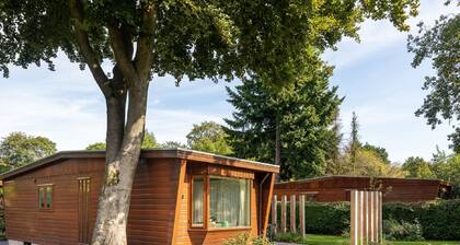 Cozy Wooden Chalet with Privacy near Nature