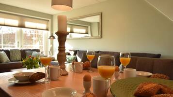 Villa | Dining