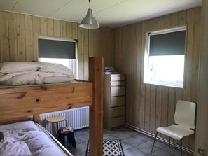 House | 3 bedrooms, individually furnished - Secluded Holiday Home in Ballum Frisian Islands (Ballum)