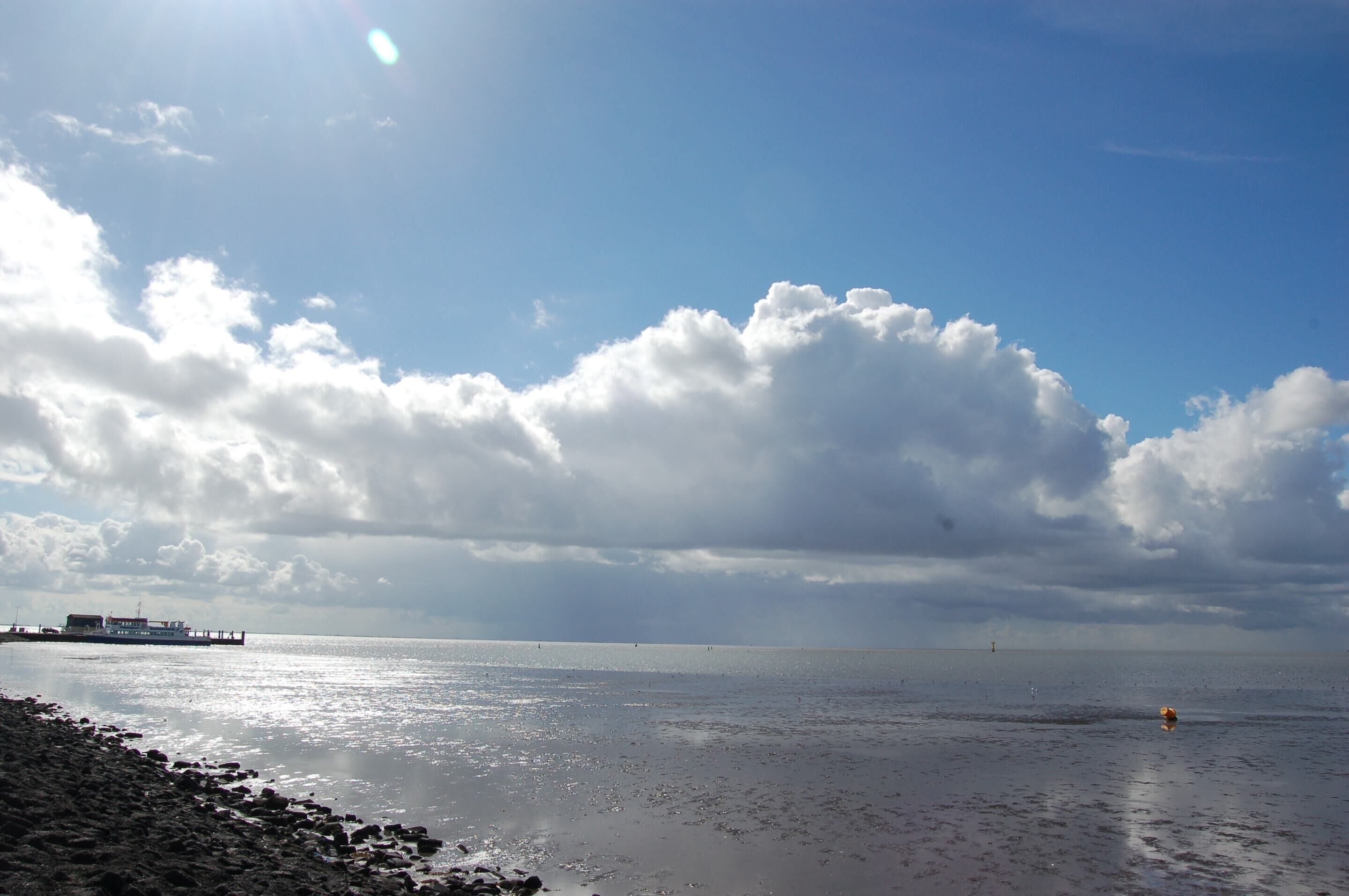 تفاصيل الفندق من الداخل