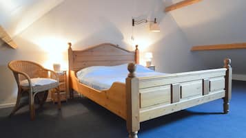 House | 2 bedrooms, individually furnished, bed sheets