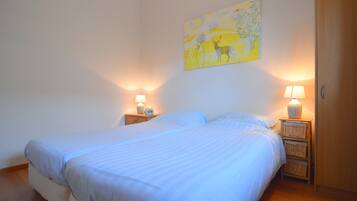 Ferienhaus | 2 Schlafzimmer, individuell eingerichtet, Bettwäsche