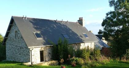 Traditional Holiday Home in Courcy With Terrace
