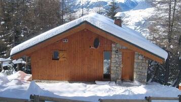 Chalet | Exterior