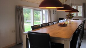 Dining - Comfortable Holiday Home With Sauna, Near the Town of Wijhe, Overijsel (Wijhe)
