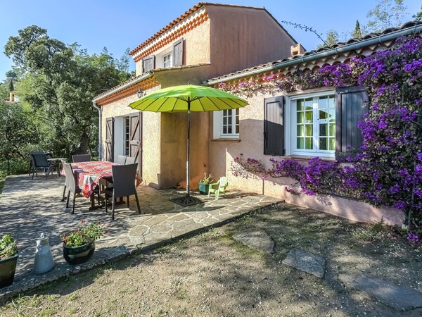 Holiday Home In Bormes-les-mimosas With Pool - Bormes-les-Mimosas