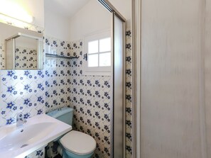 Ferienhaus | Badezimmer