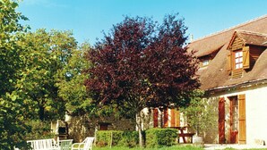 Unclassified image, 5 of 16, button - Holiday Home With AC and Private Pool in Forested Surroundings (Thedirac)