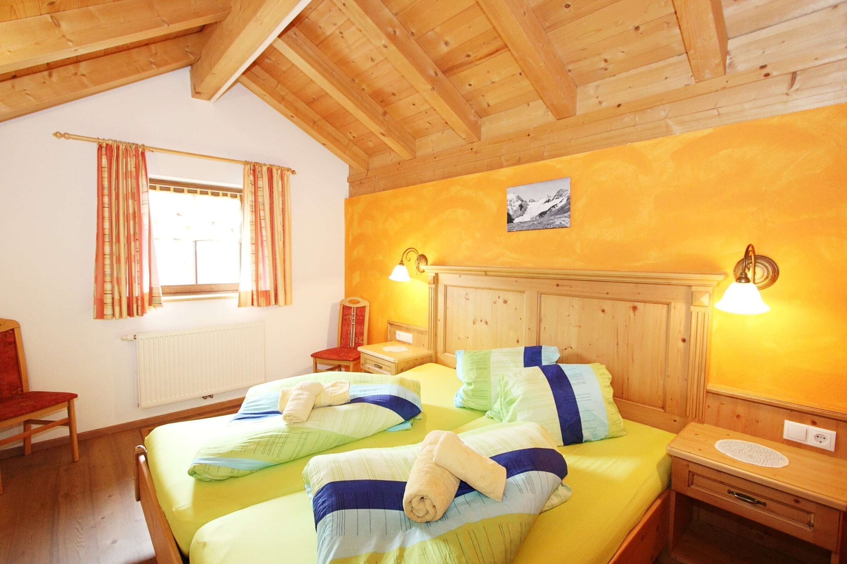 Apartment | 1 bedroom, bed sheets