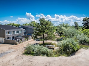 Exterior - Cozy Apartment With a Dishwasher on the Isle Schiermonnikoog (Schiermonnikoog)