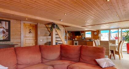 Modern Holiday Home in Le Cheylard With Fireplace