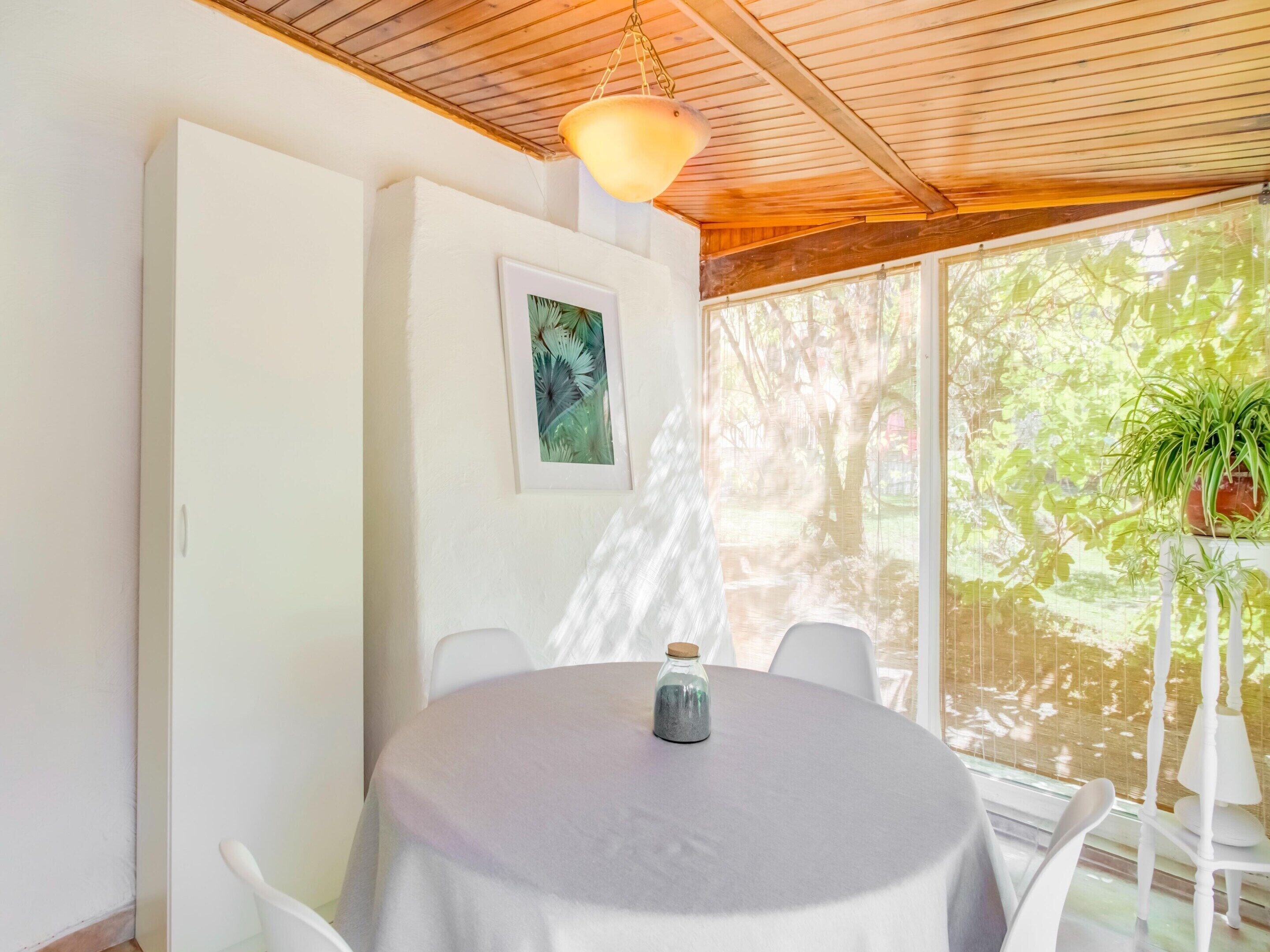 House | Dining