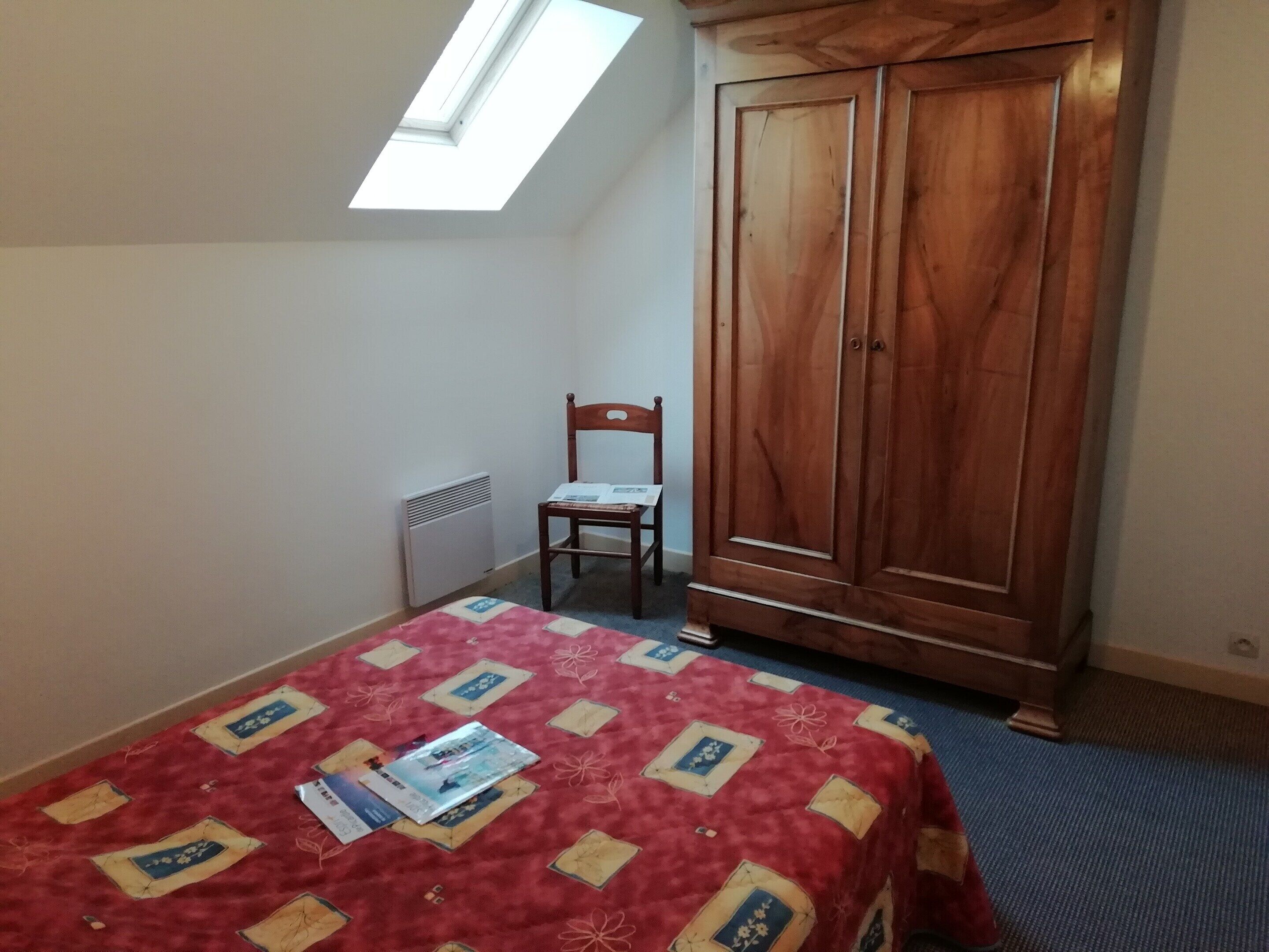 House | 2 bedrooms, individually furnished
