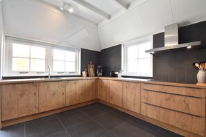 House | Private kitchen