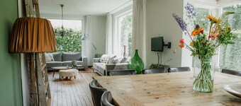 Majestic, Large Holiday Home near Leende Located Between Meadows & Forests