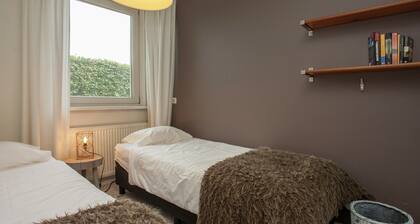 Majestic, Large Holiday Home near Leende Located Between Meadows & Forests