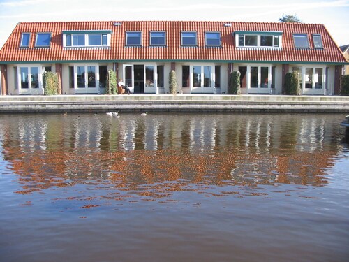 Cozy House with Dishwasher near Small Beach