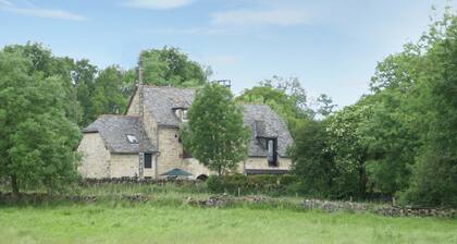 Holiday Home in Muret Near Chateau Colombier