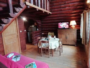 Chalet | Dining