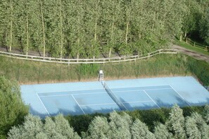 Chalet | Sport court