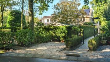 Apartment | Exterior