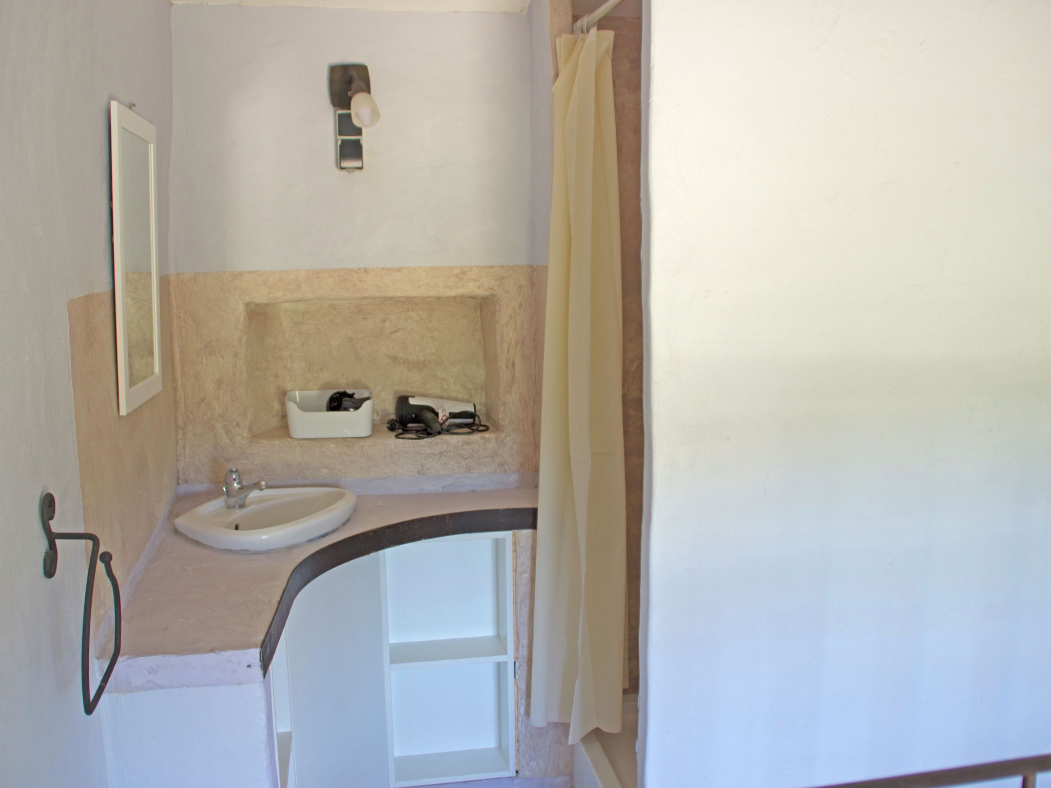 House | Bilik Mandi | Pancuran mandi 
