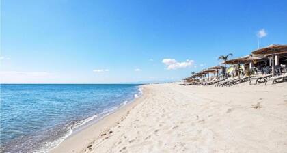 Great Holiday Home Near a Pleasure Marina, the Mediterranean and the Pyrenees