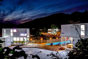 Bagian depan properti