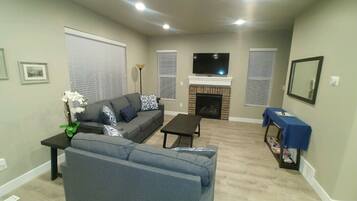 TV connectée, cheminée