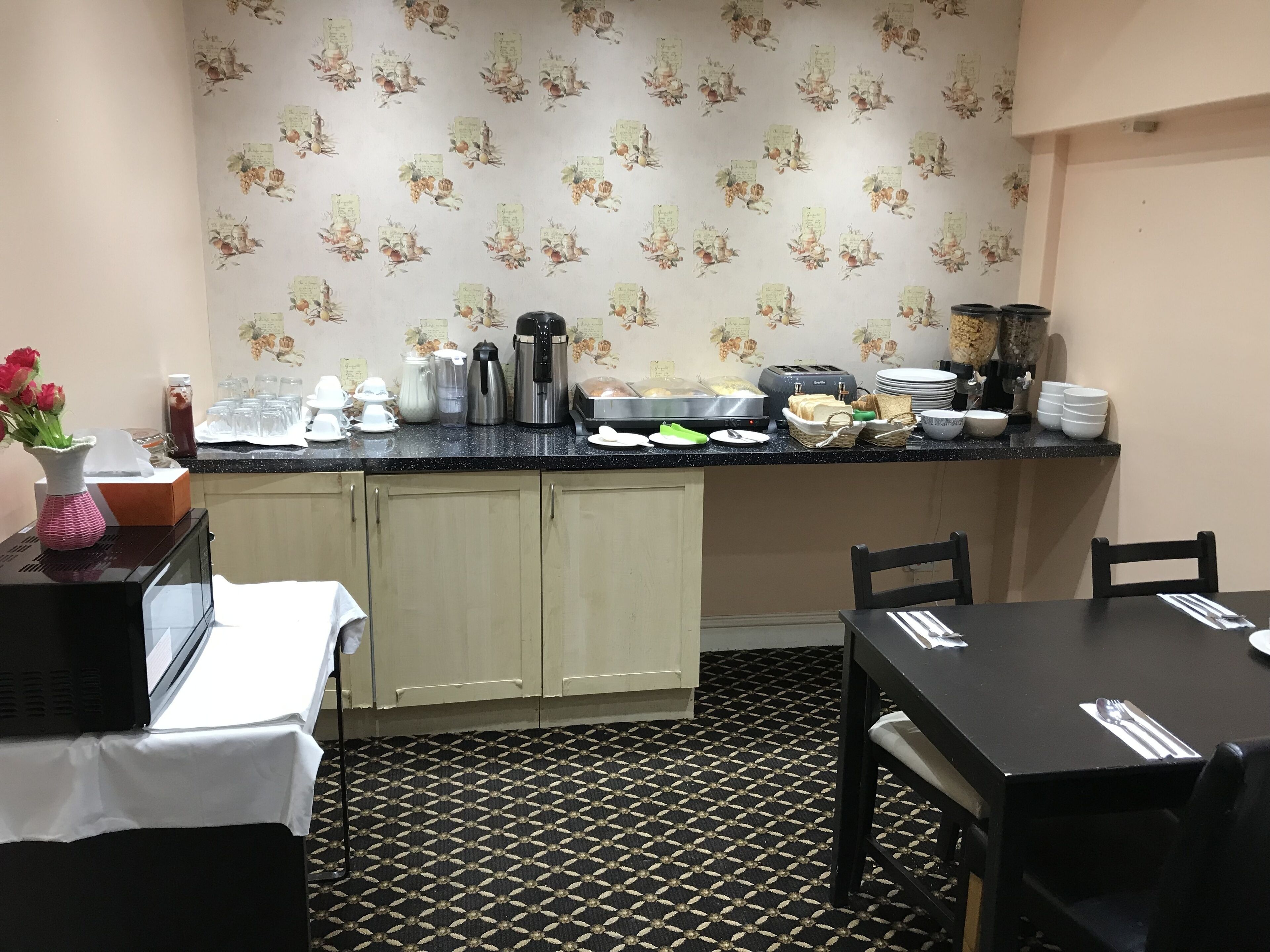 Foto - Pacific Inn London Heathrow