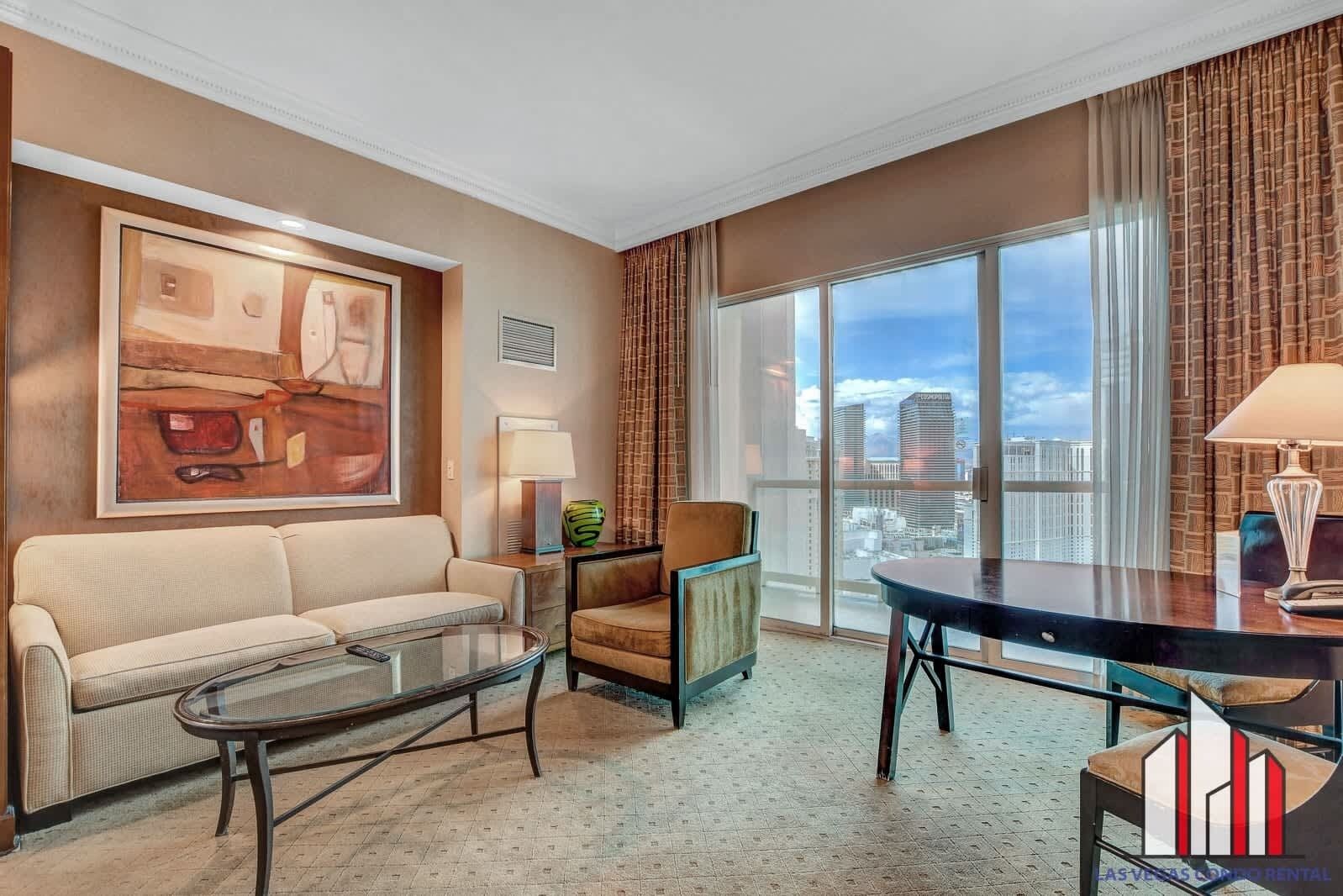 Een televisie en een kantoor