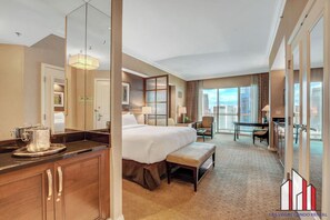 In-room safe, desk, iron/ironing board, free WiFi