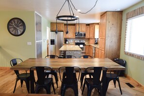 تناول الطعام