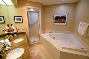 Badewanne, Whirlpool, Handtücher