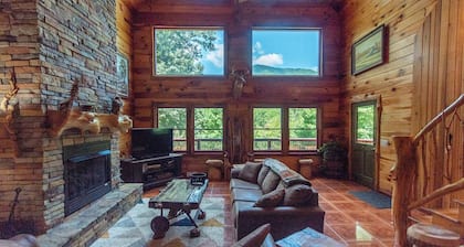 Smoky Mtn Cabin - Hot Tub, Pool Table, Wrap Around Deck, 2x Fire Pits, Starlink