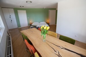 5 Schlafzimmer, Reisekinderbett, kostenloses WLAN, Bettwäsche