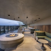Eos by SkyCity