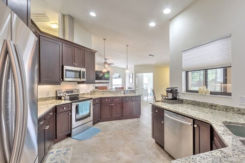 Exclusive Spruce Creek 4BR Home w/ Pool & 24/7 Security