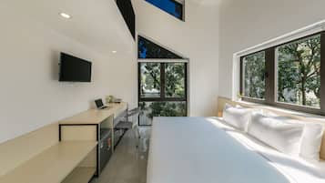 Family Room, Multiple Beds, Private Bathroom | Premium bedding, pillowtop beds, free minibar items