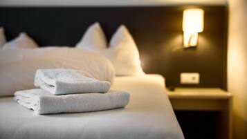 3 bedrooms, in-room safe, free WiFi