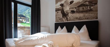2 bedrooms, in-room safe, free WiFi