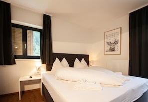 3 chambres, coffres-forts dans les chambres, Wi-Fi gratuit
