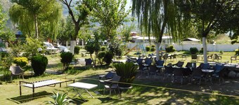 Pine View hotel and Restaurant