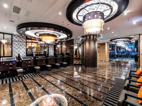 Apa Hotel Higashi Shinjuku Kabukicho Tower - Image 10