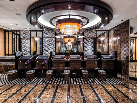Apa Hotel Higashi Shinjuku Kabukicho Tower - Image 6