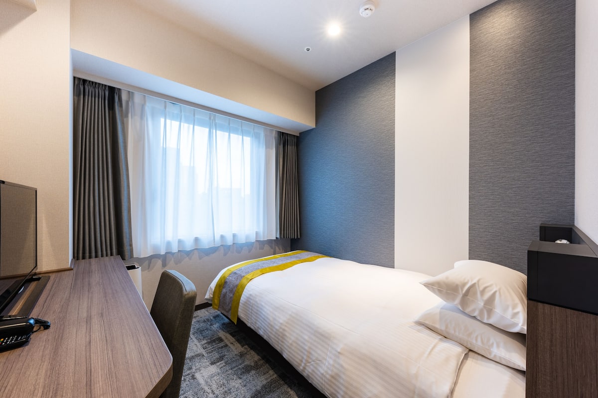 Doppelzimmer, Nichtraucher (Shower Booth only, Semi)
