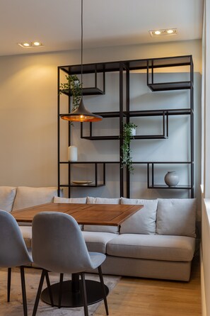 Signature Apartment | Living area