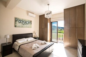 7 chambres, fer et planche à repasser, Wi-Fi gratuit, draps fournis