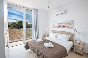 3 dormitorios, tabla de planchar con plancha, wifi gratis y ropa de cama